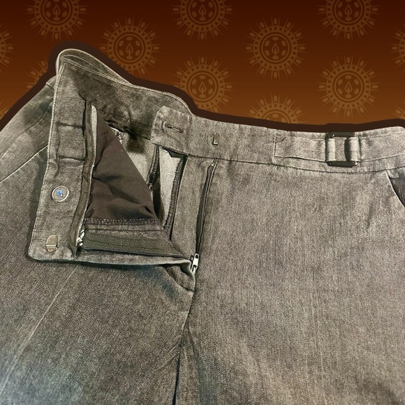 Sandro Sportswear Vintage Gray Wash Side Buckled Jeans with Center Pleats Sz 12 - Picture 4 of 13